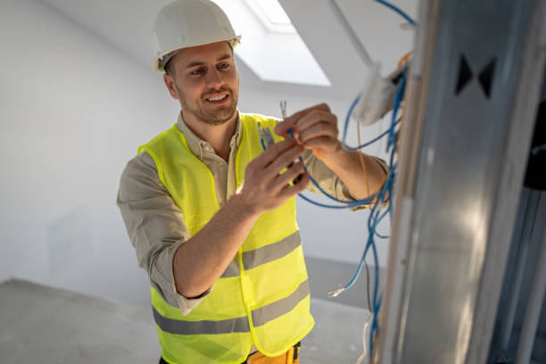 Best Licensed Electrician  in South Amherst, OH